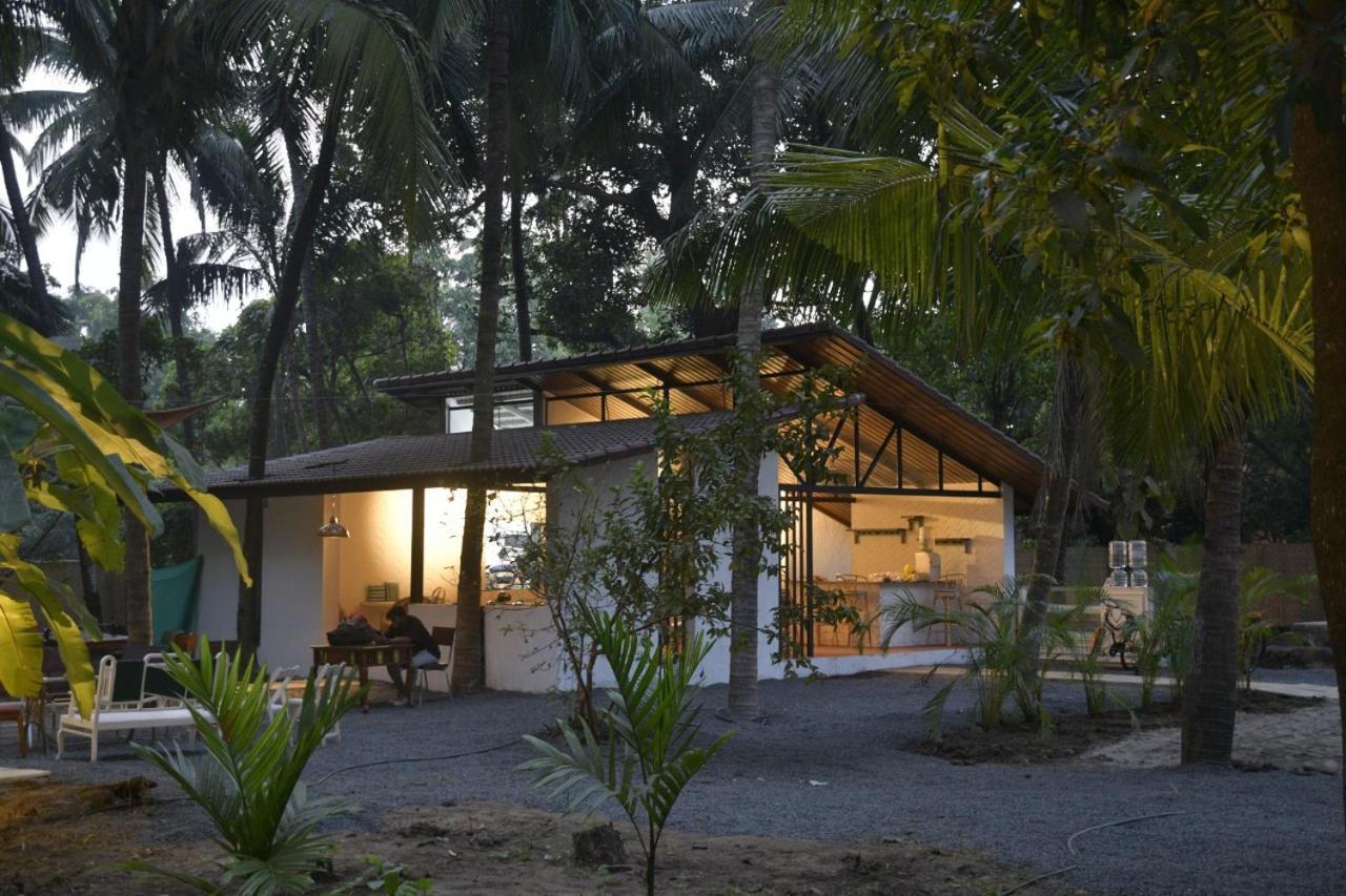 Moonstone Hammock Alibaug Hotel อลีบาก ภายนอก รูปภาพ